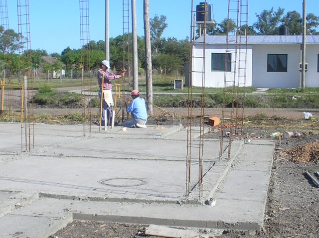 Barrio 20 Viviendas (Gral. Campos 2006)