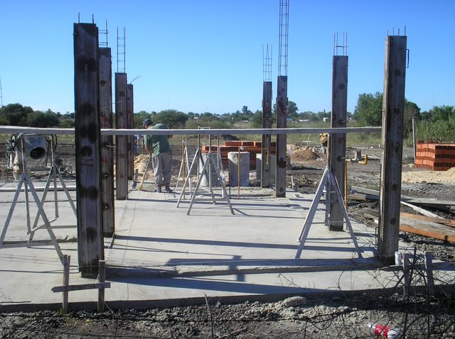 Barrio 20 Viviendas (Gral. Campos 2006)